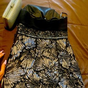 Sue Wong party dress size in black with silver strapless size 2